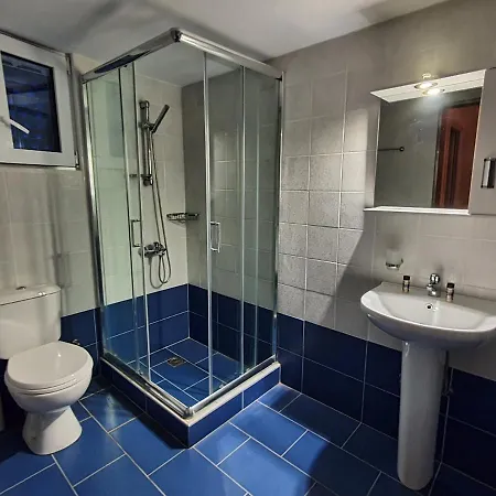 Apartman Lefktro 6 *