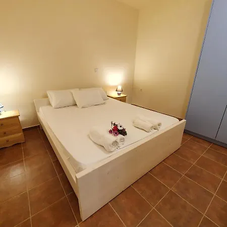 Appartement Lefktro 6 *